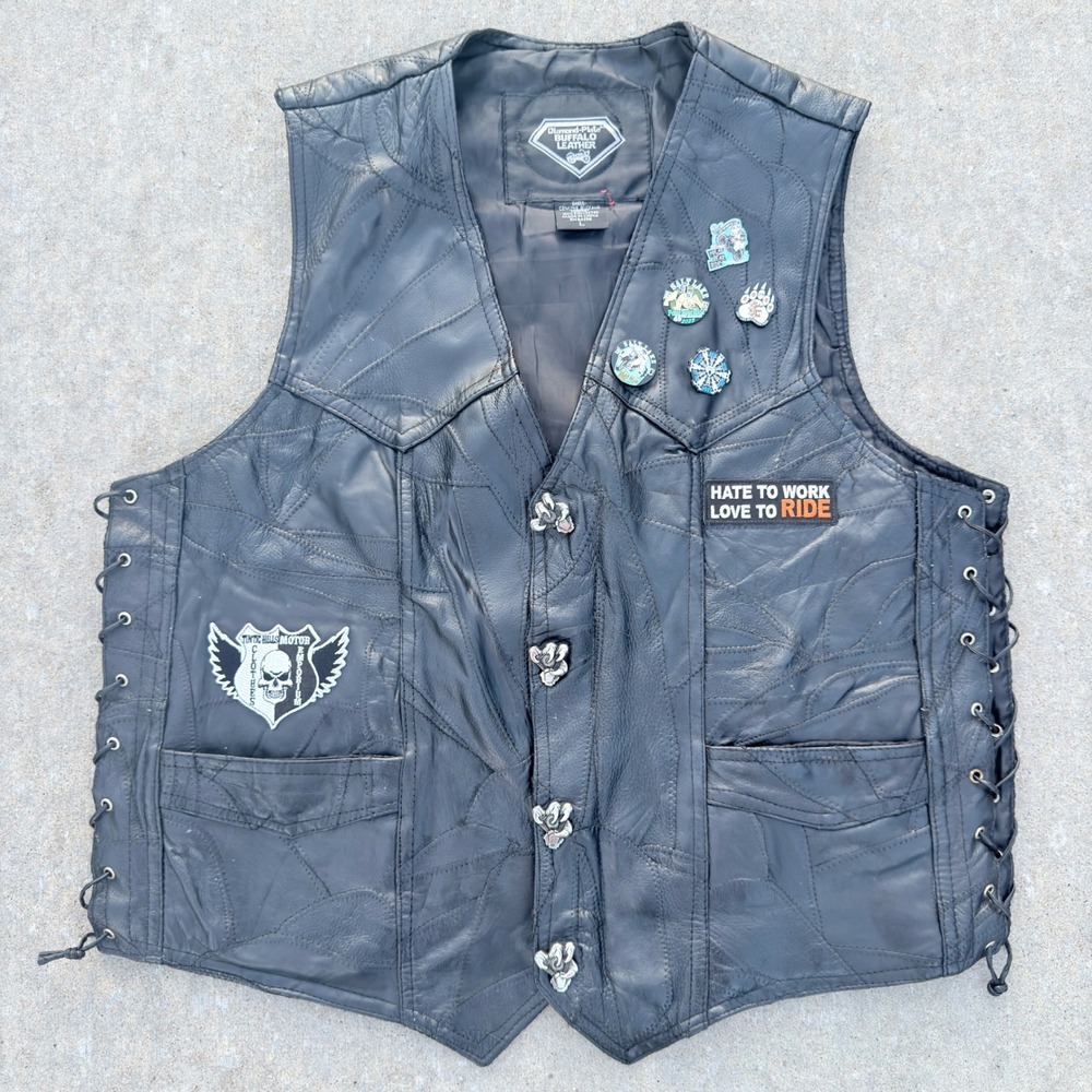 Diamond Plate Buffalo Leather Motorcycle Vest Mens Large Black Patches Pins